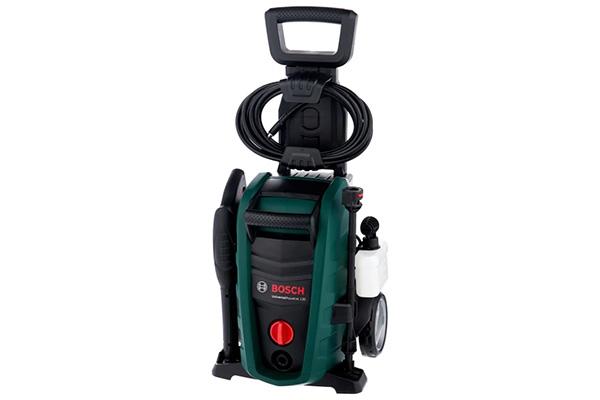 Bosch UniversalAquatak 130 + Araç kiti 1,7 kW